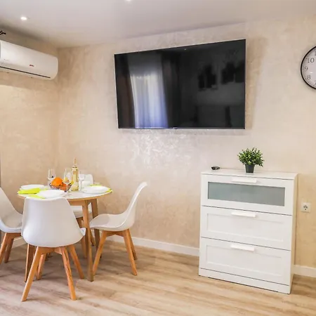 Apartment Juan Aparicio Torrevieja Exterior photo